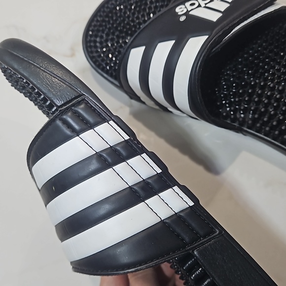 Adidas slippers - Picture 4 of 5